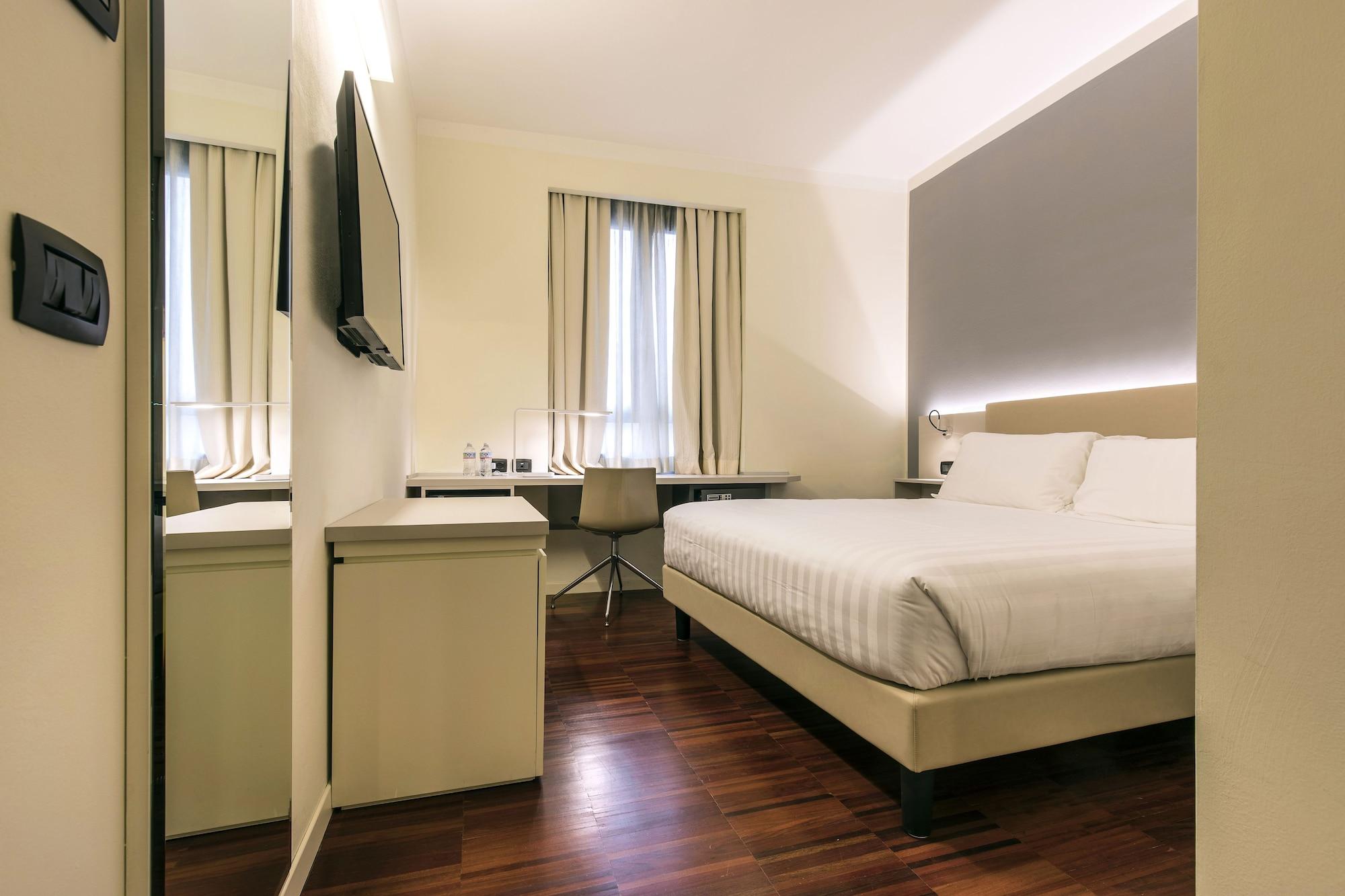 43 Station Hotel Milan Luaran gambar