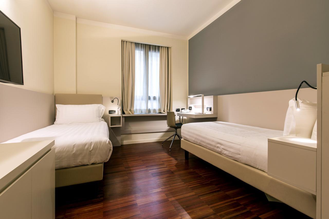 43 Station Hotel Milan Luaran gambar